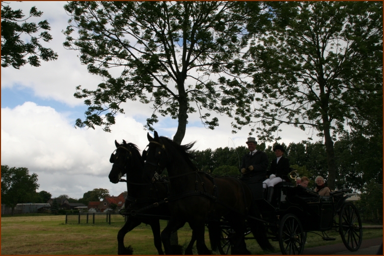 935 Willy & Gerard 097 Met de Koets